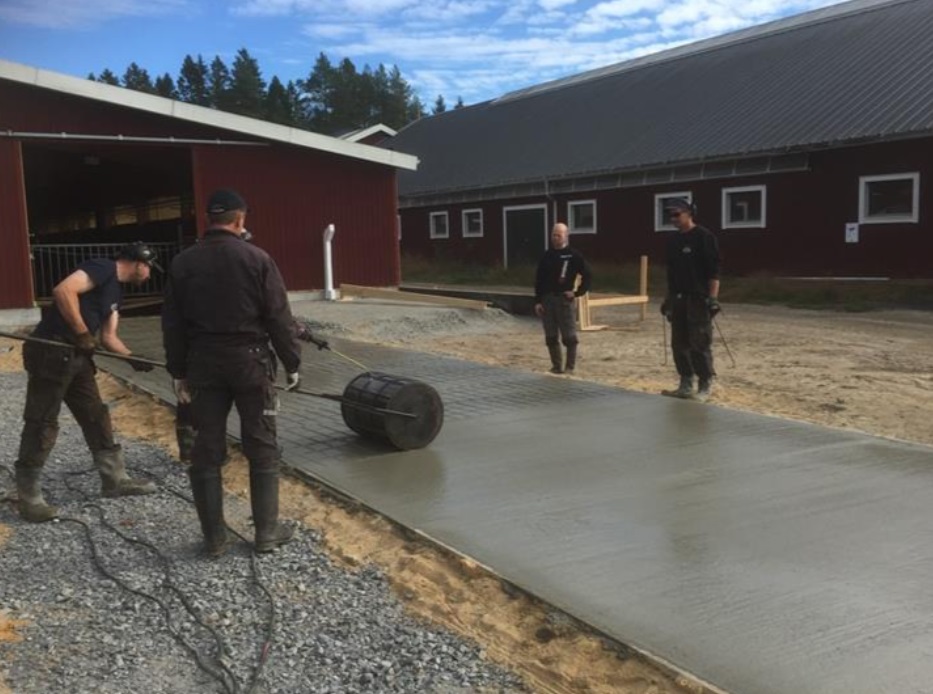 Gjutning av betong.